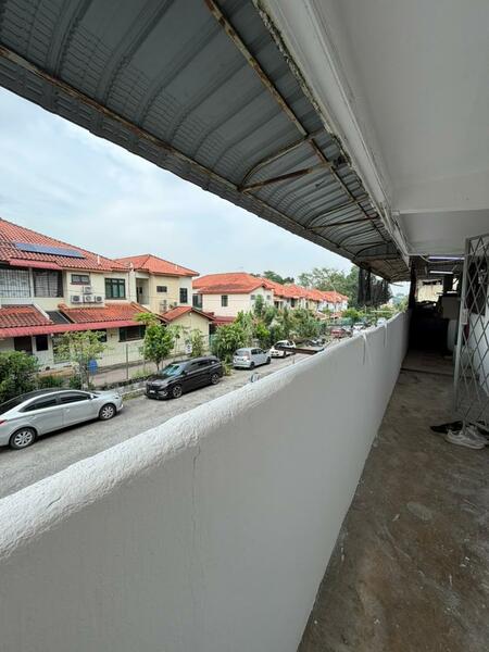 Taman Ungku Tun Aminah Low Cost Flat,Level 1,Renovated,Skudai