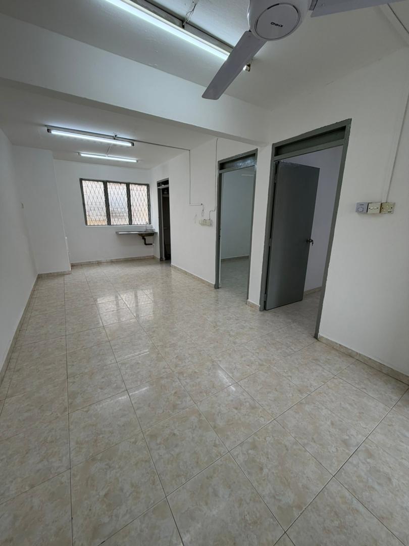 Taman Ungku Tun Aminah Low Cost Flat,Level 1,Renovated,Skudai image