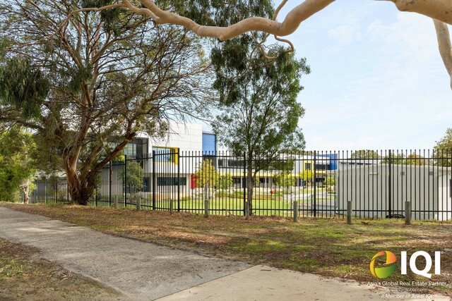 Exclusive Brand New Double Storey House in Rossmoyne High School Zone image