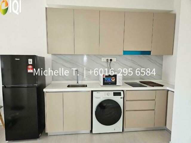 Laurel Residences image