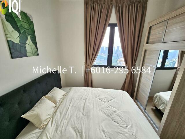 Laurel Residences image