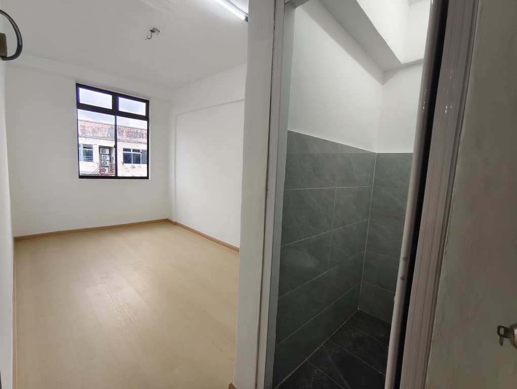 Taman Tan Sri Yaacob Low Cost Flat,Skudai,Level 3,Renovated,Johor Bahru image