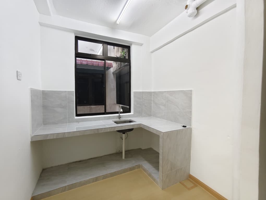 Taman Tan Sri Yaacob Low Cost Flat,Skudai,Level 3,Renovated,Johor Bahru image