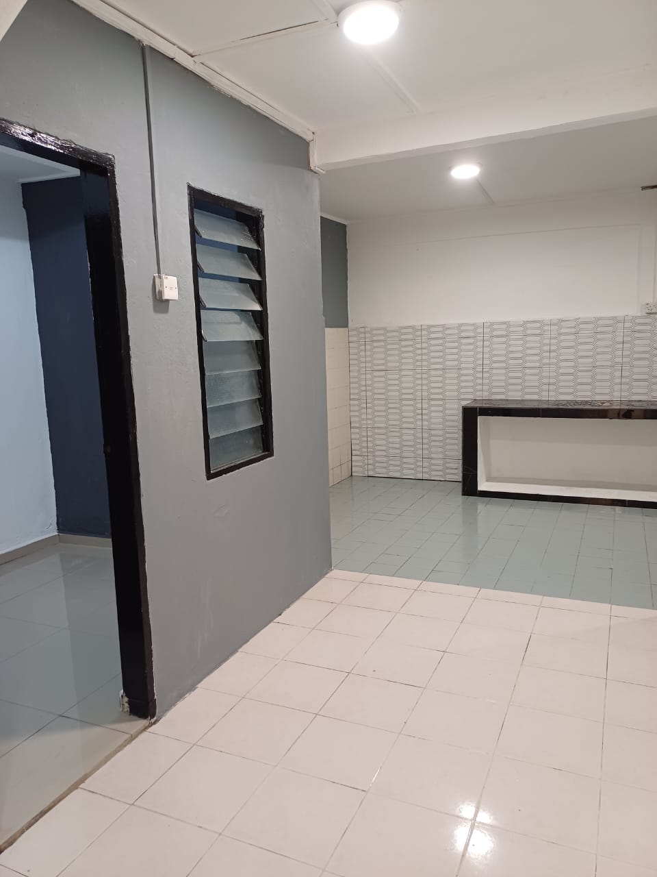 Kluang Barat Double Storey Terrace,Kluang,Johor Bahru,Renovated image