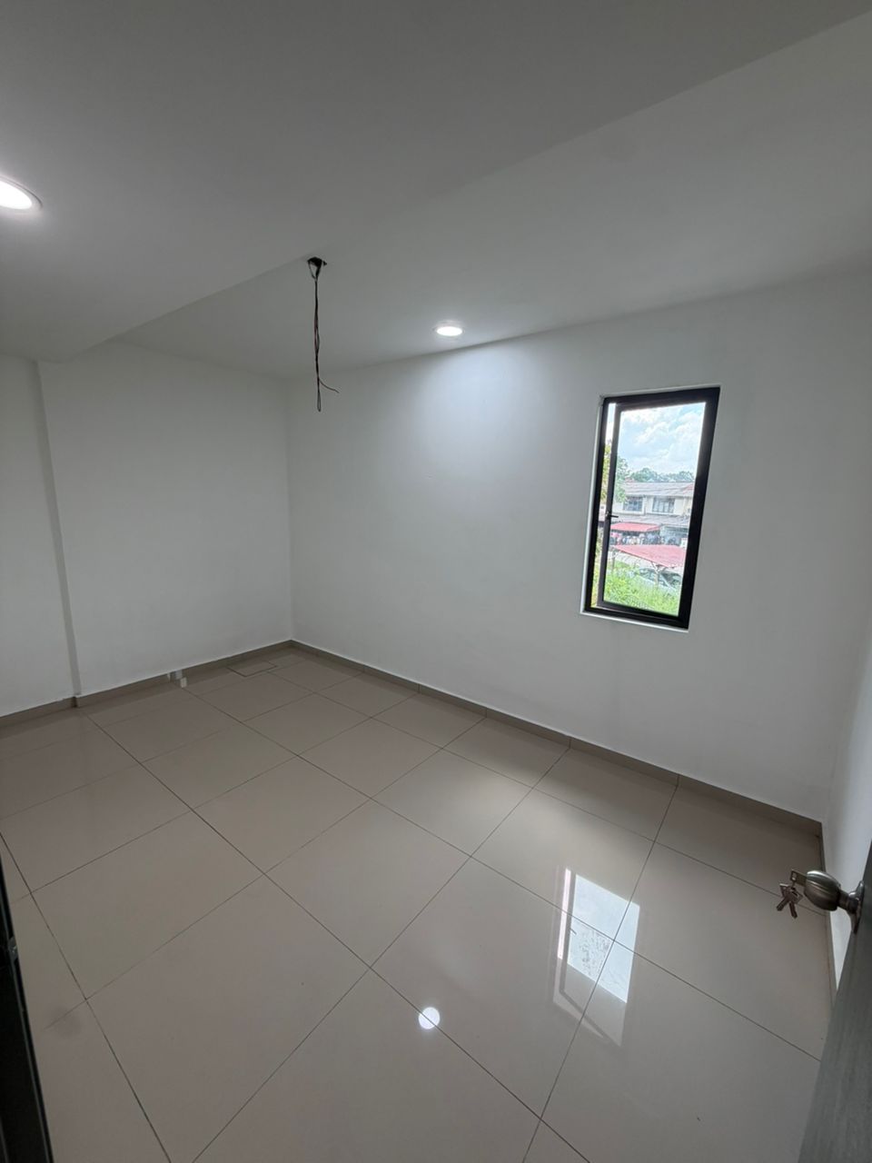 Taman Johor Jaya 2 Sty Low Cost,Jalan Anggerik,Johor Bahru,Corner Lot image
