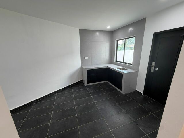 Taman Johor Jaya 2 Sty Low Cost,Jalan Anggerik,Johor Bahru,Corner Lot image