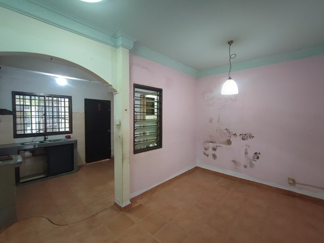 Kota Masai 2 Sty Medium Cost,Jalan Delima,Pasir Gudang,Renovated image