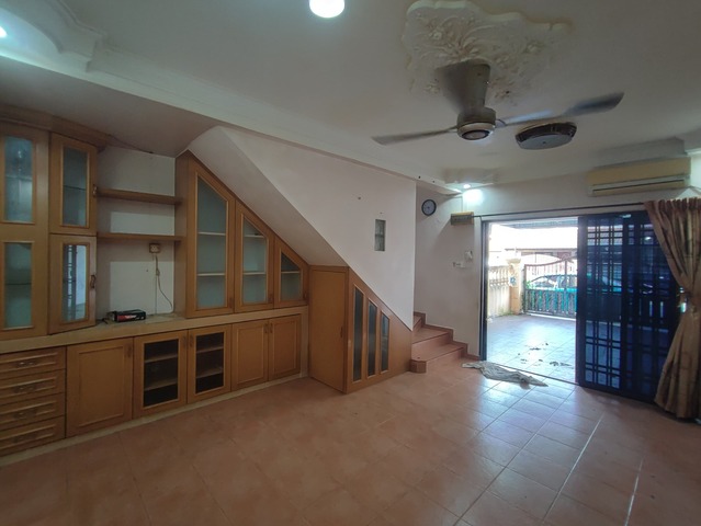 Kota Masai 2 Sty Medium Cost,Jalan Delima,Pasir Gudang,Renovated image