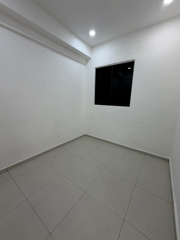 Taman Perling Low Cost Flat,Jalan Camar,Johor Bahru,Level 4,Renovated image