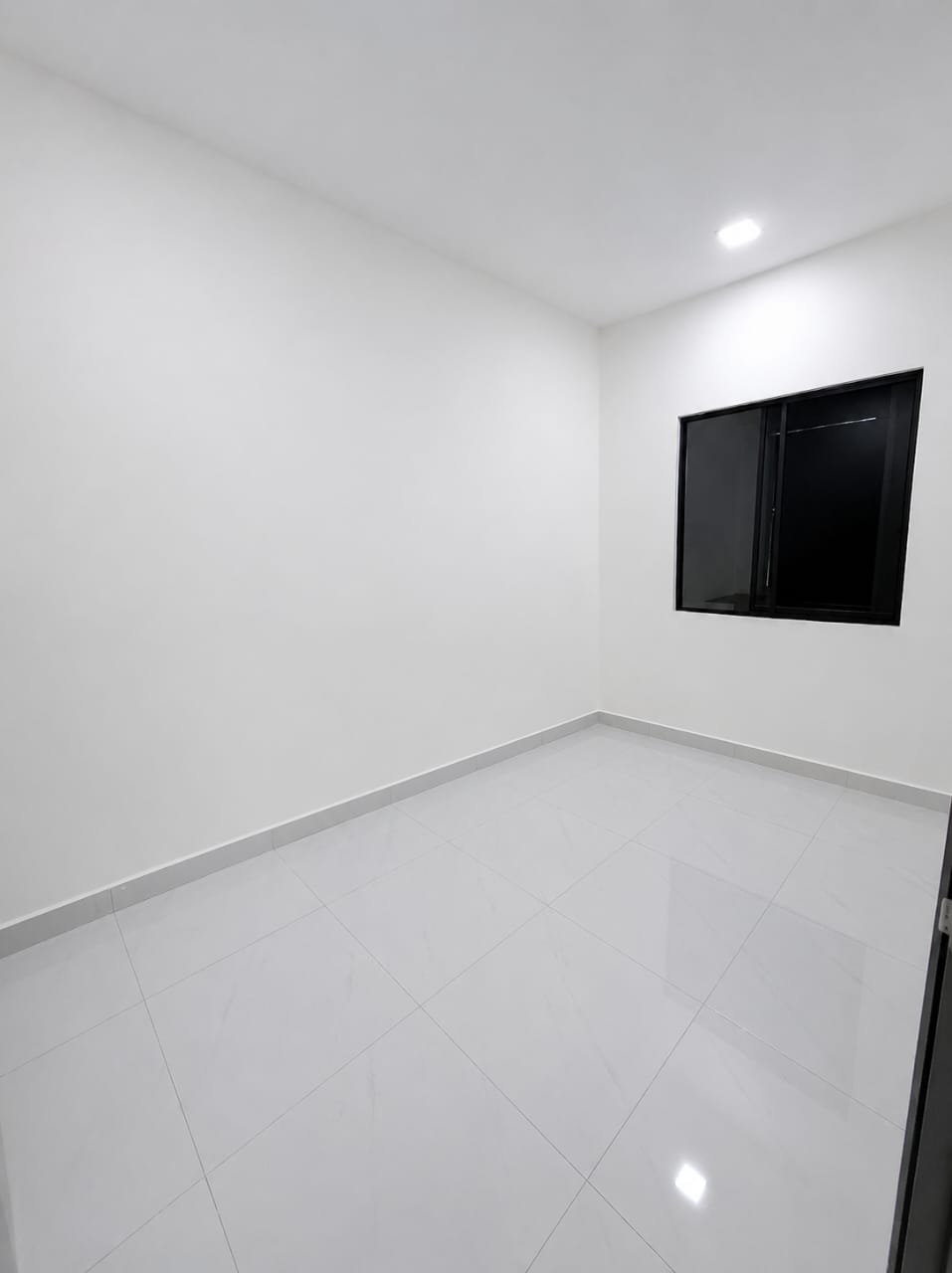 Desa Harmoni Single Storey Terrace,Renovated,Extend,Molek,Johor Bahru image
