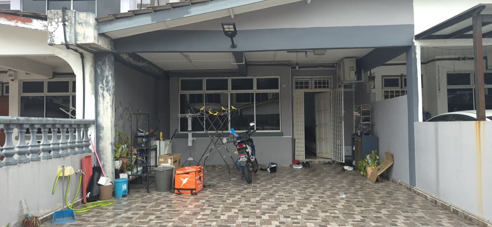 Taman Universiti 2 Sty Terrace,Bumi Lot,Full Loan,Jalan Kebangsaan,Skudai image