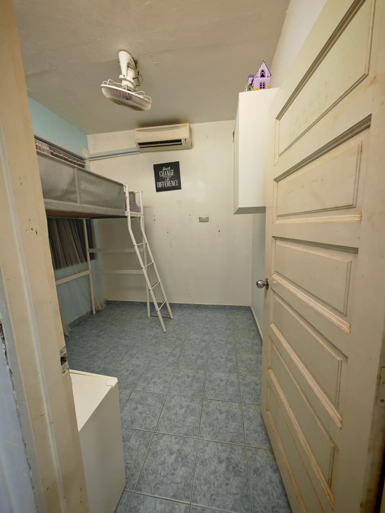 Taman Universiti 2 Sty Terrace,Bumi Lot,Full Loan,Jalan Kebangsaan,Skudai image