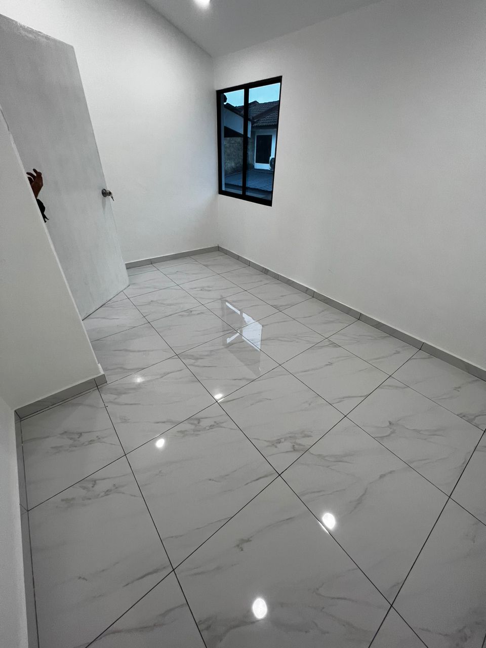 Taman Megah Ria Double Storey Low Cost,Jalan Bayan,Masai,Renovated image