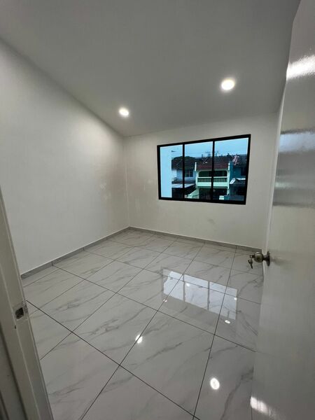 Taman Megah Ria Double Storey Low Cost,Jalan Bayan,Masai,Renovated