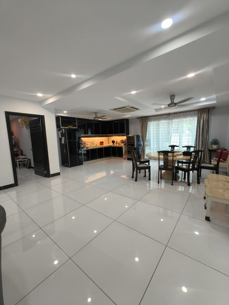 TAMAN KINAMOUNT LUYANG image