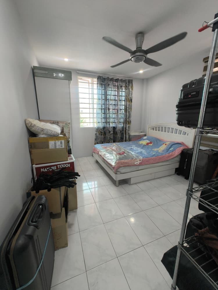 TAMAN KINAMOUNT LUYANG image