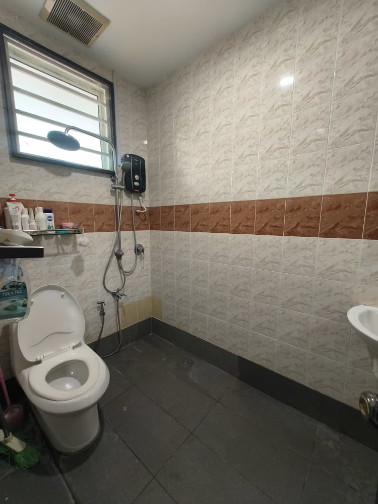 TAMAN KINAMOUNT LUYANG image