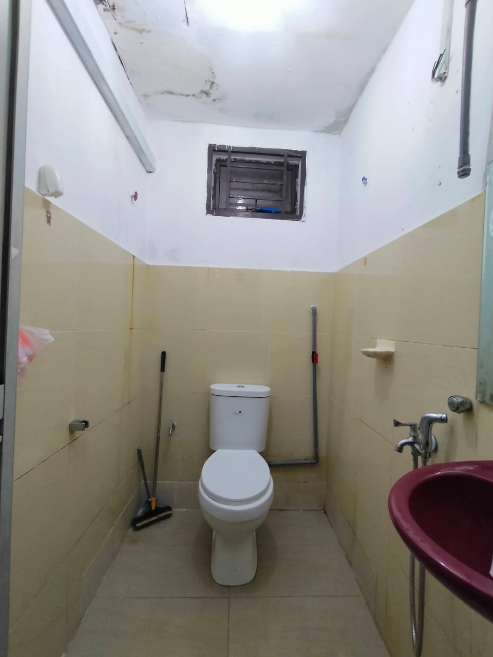 Taman Desa Jaya 2 Sty Low Cost,Jalan Lembah,Johor Bahru,Renovated,Extend image