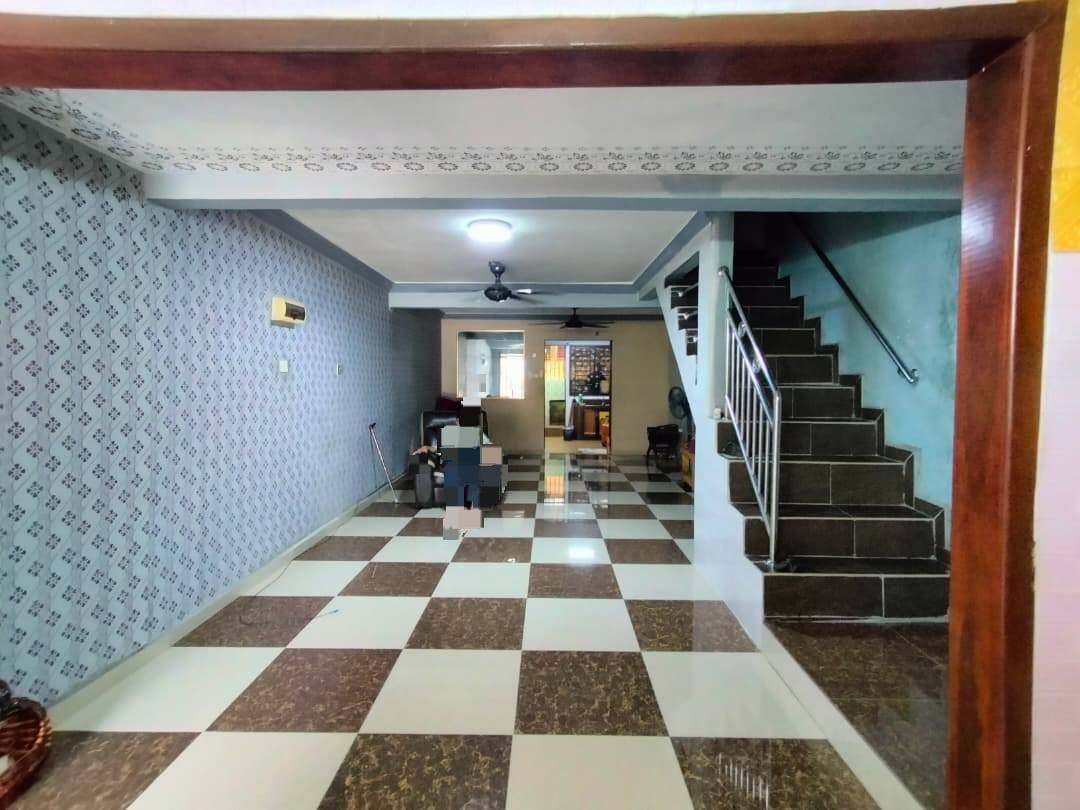 Taman Desa Jaya 2 Sty Low Cost,Jalan Lembah,Johor Bahru,Renovated,Extend image