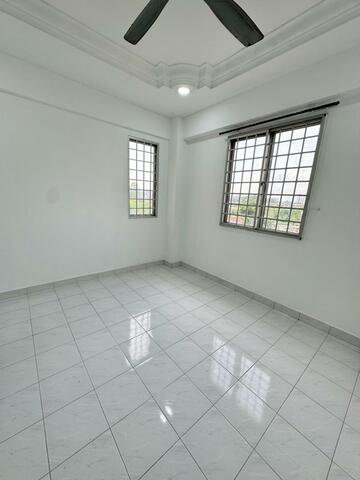 Persiaran Tanjung Apartment,Level 7,Tampoi,Skudai,Renovated,Full Loan image