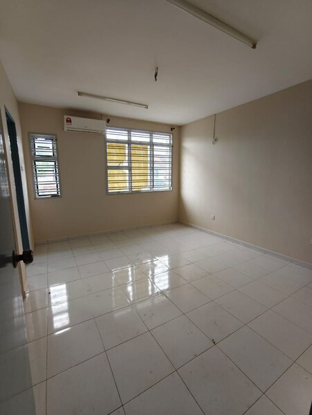 Taman Nusantara Prima 2 Sty Terrace,Jalan Prima,Gelang Patah,Renovated