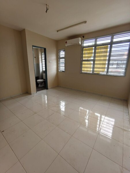 Taman Nusantara Prima 2 Sty Terrace,Jalan Prima,Gelang Patah,Renovated