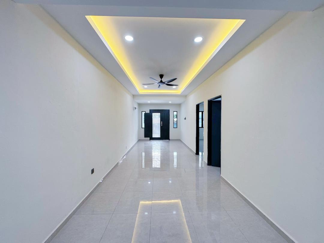 Taman Abad Single Storey Terrace,Jalan Landak,Jb Town,Renovated,Extend image