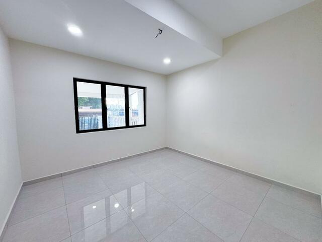 Taman Abad Single Storey Terrace,Jalan Landak,Jb Town,Renovated,Extend image