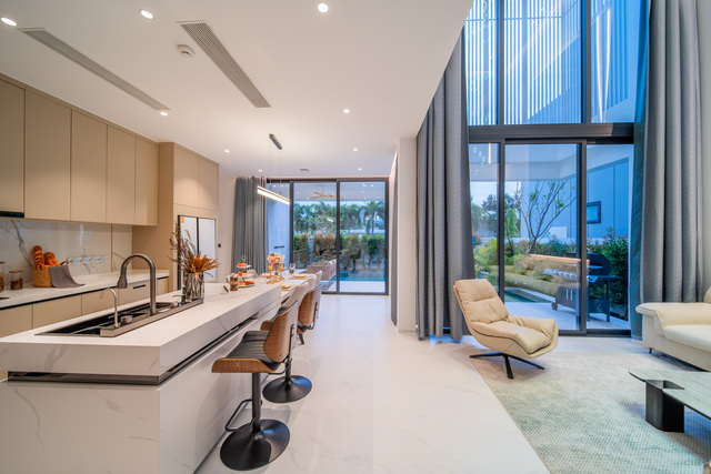 Final Opportunity to Own a Smart Luxury Villa in Chalong image