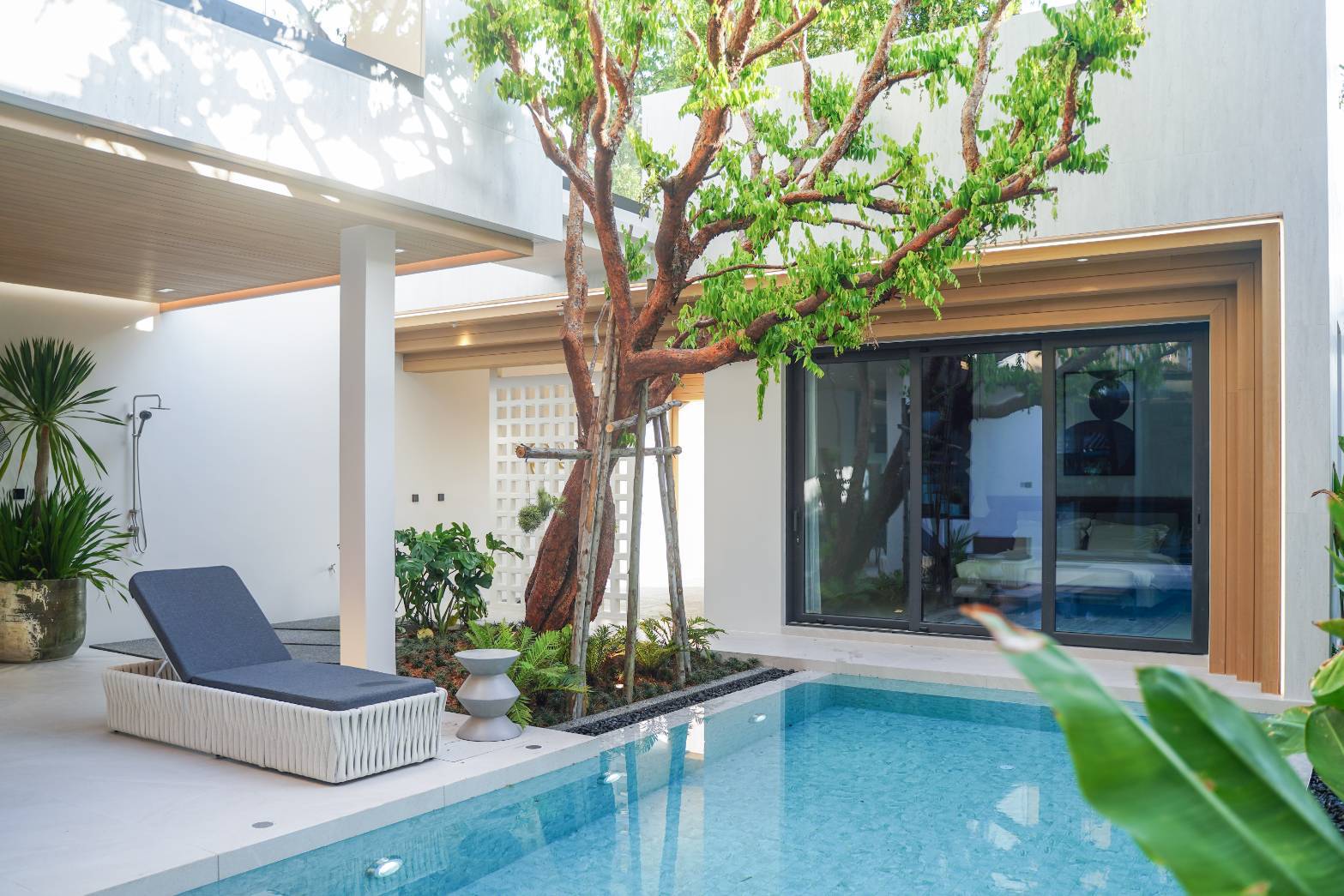 Ready to Move In | Sea View Pool Villas in Chalong, Phuket image