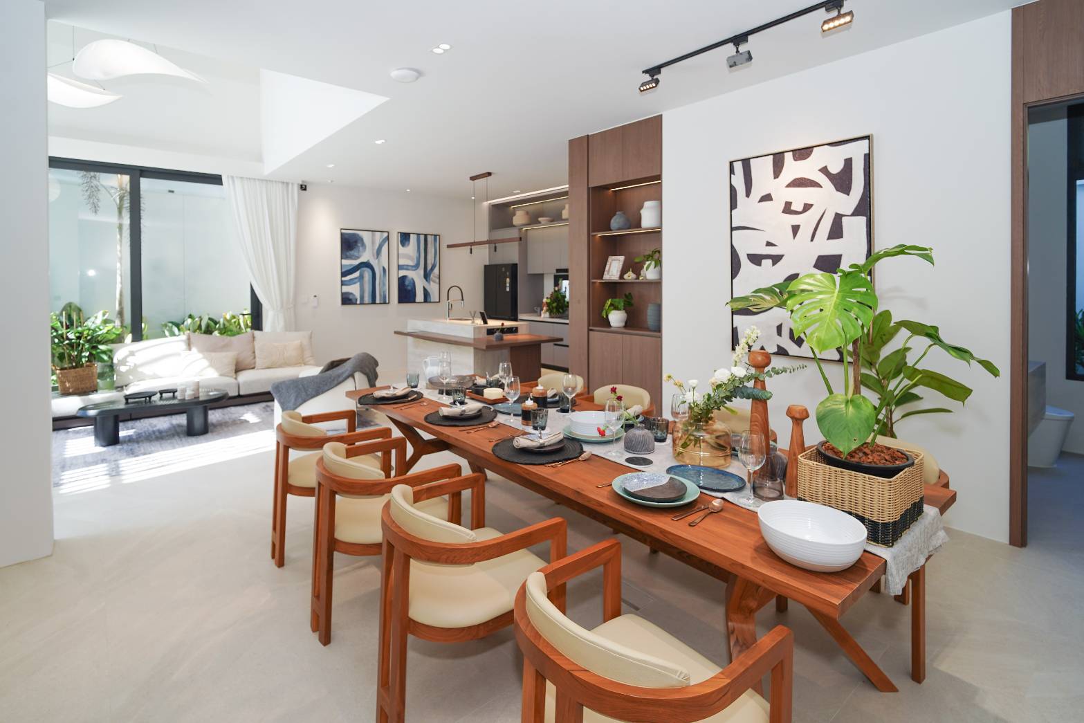 Ready to Move In | Sea View Pool Villas in Chalong, Phuket image