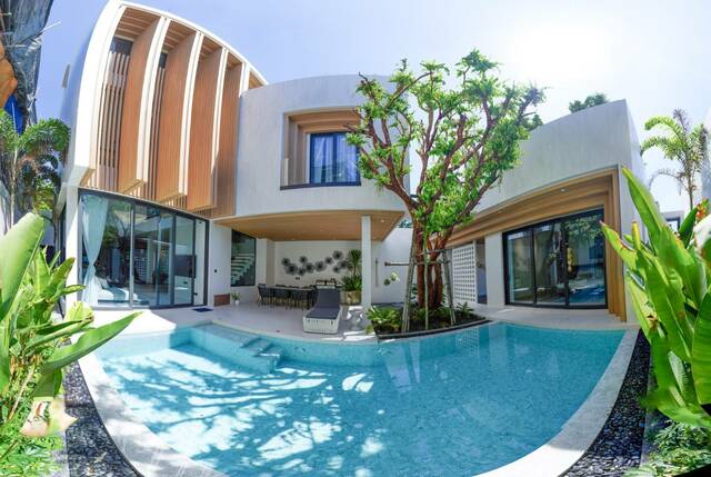 Ready to Move In | Sea View Pool Villas in Chalong, Phuket photo