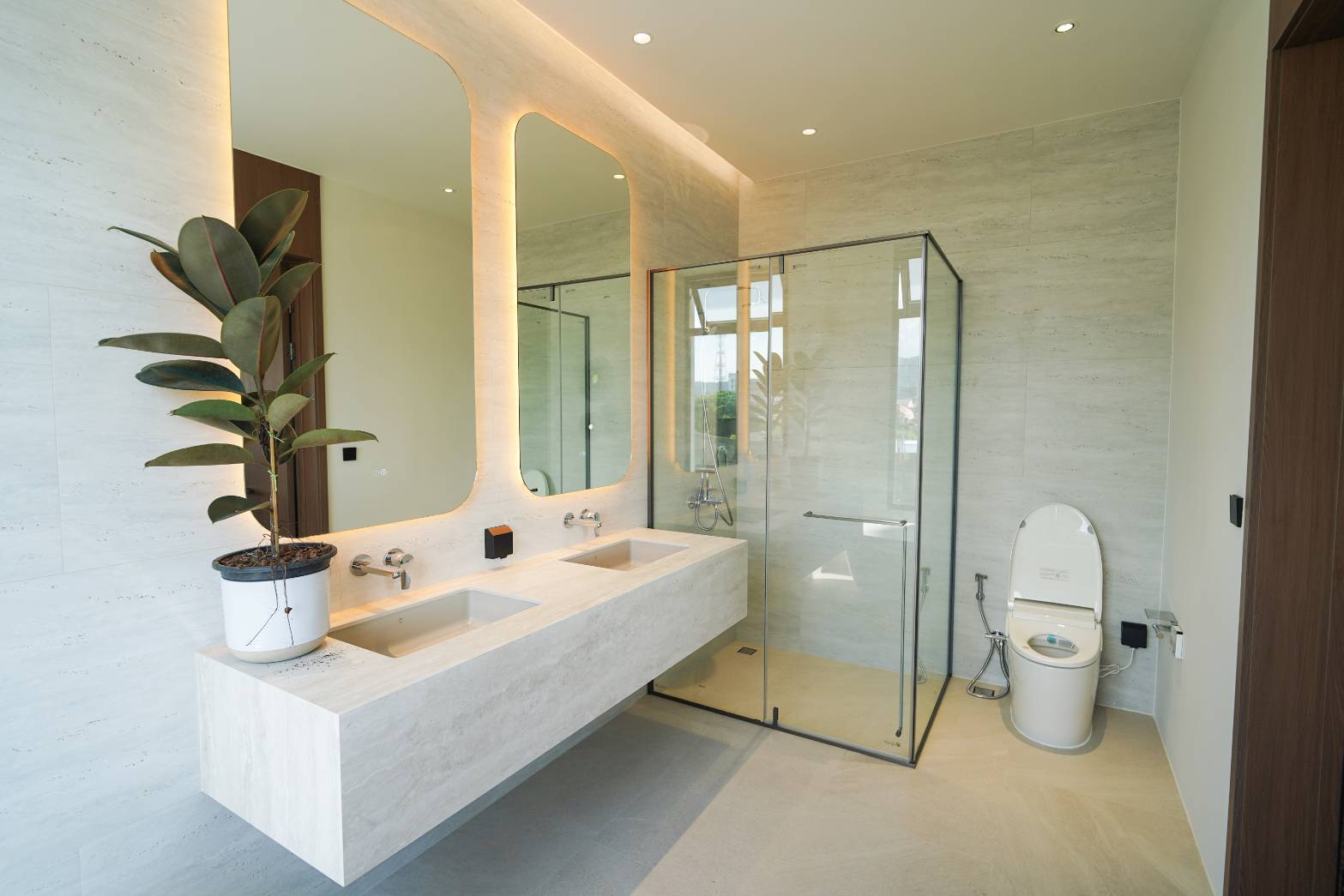 Ready to Move In | Sea View Pool Villas in Chalong, Phuket image