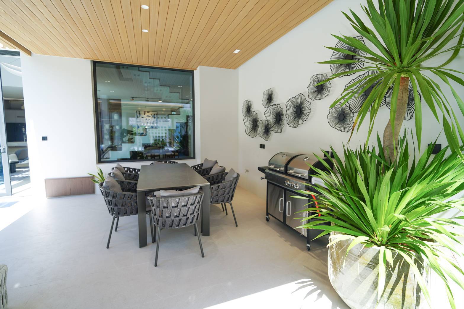 Ready to Move In | Sea View Pool Villas in Chalong, Phuket image