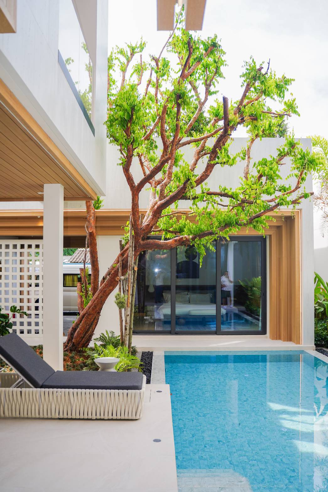 Ready to Move In | Sea View Pool Villas in Chalong, Phuket image