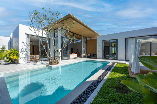 Modern Tropical Pool Villa in Ko Kaeo, Phuket