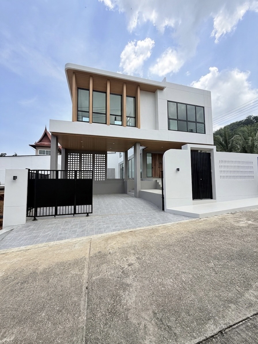 New Pool Villa in Chalong, Phuket image