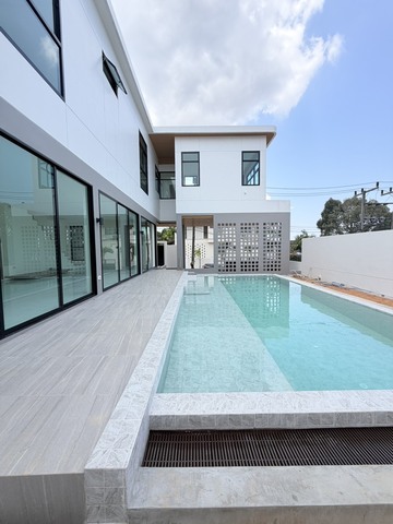 New Pool Villa in Chalong, Phuket image