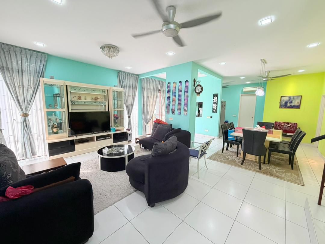 Taman Setia Tropika 2 Sty Cluster Corner Lot,Johor Bahru,Renovated,Big Land image