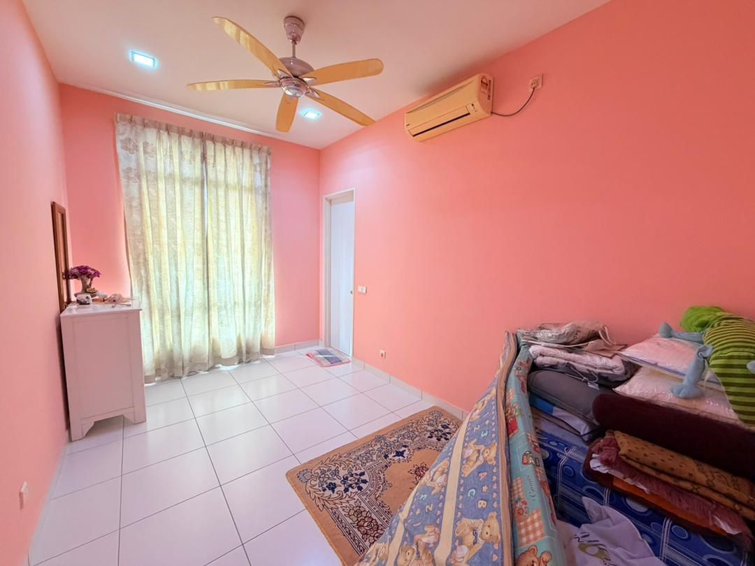 Taman Setia Tropika 2 Sty Cluster Corner Lot,Johor Bahru,Renovated,Big Land image