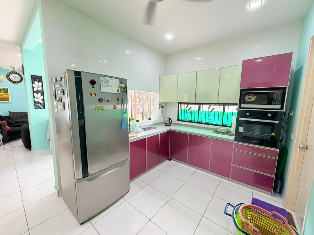Taman Setia Tropika 2 Sty Cluster Corner Lot,Johor Bahru,Renovated,Big Land image