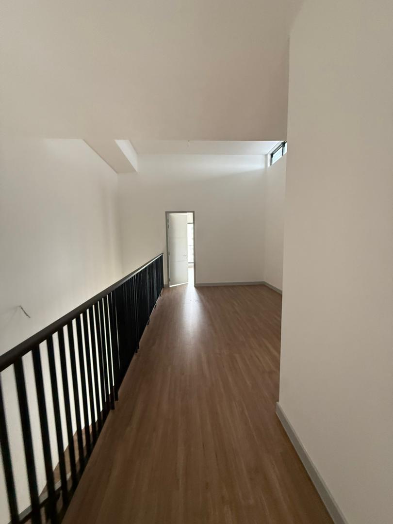 East 57 (Residensi Laman Timur) image