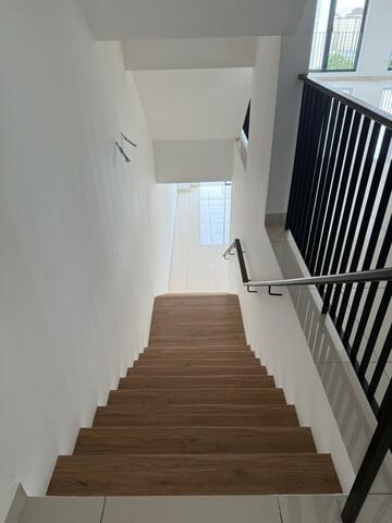 East 57 (Residensi Laman Timur) image