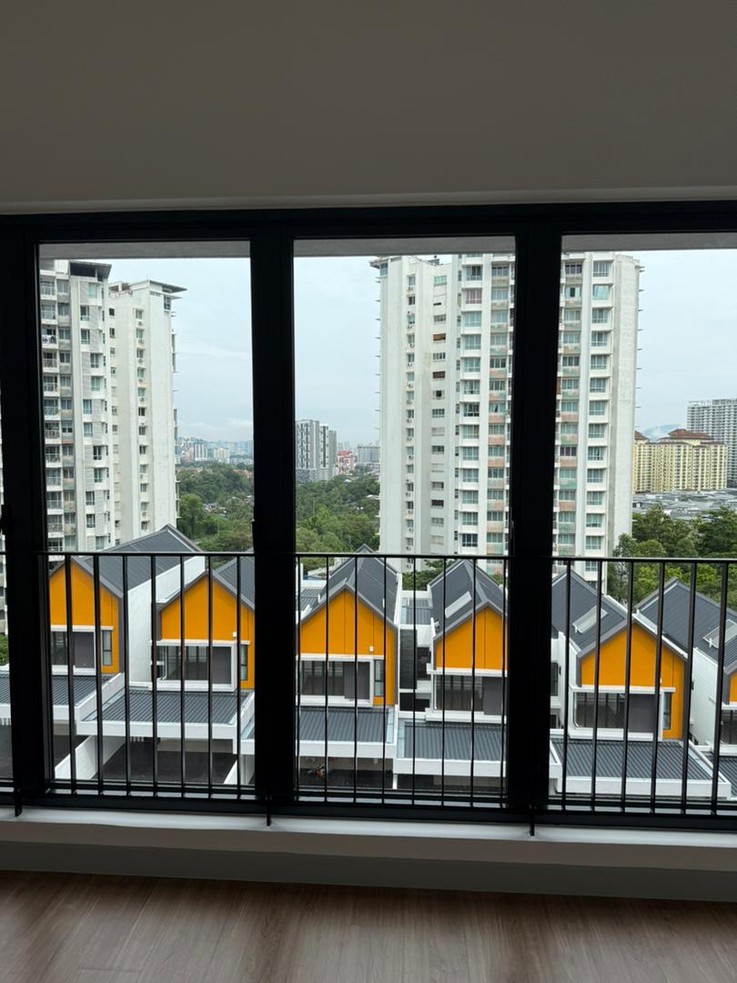 East 57 (Residensi Laman Timur) image