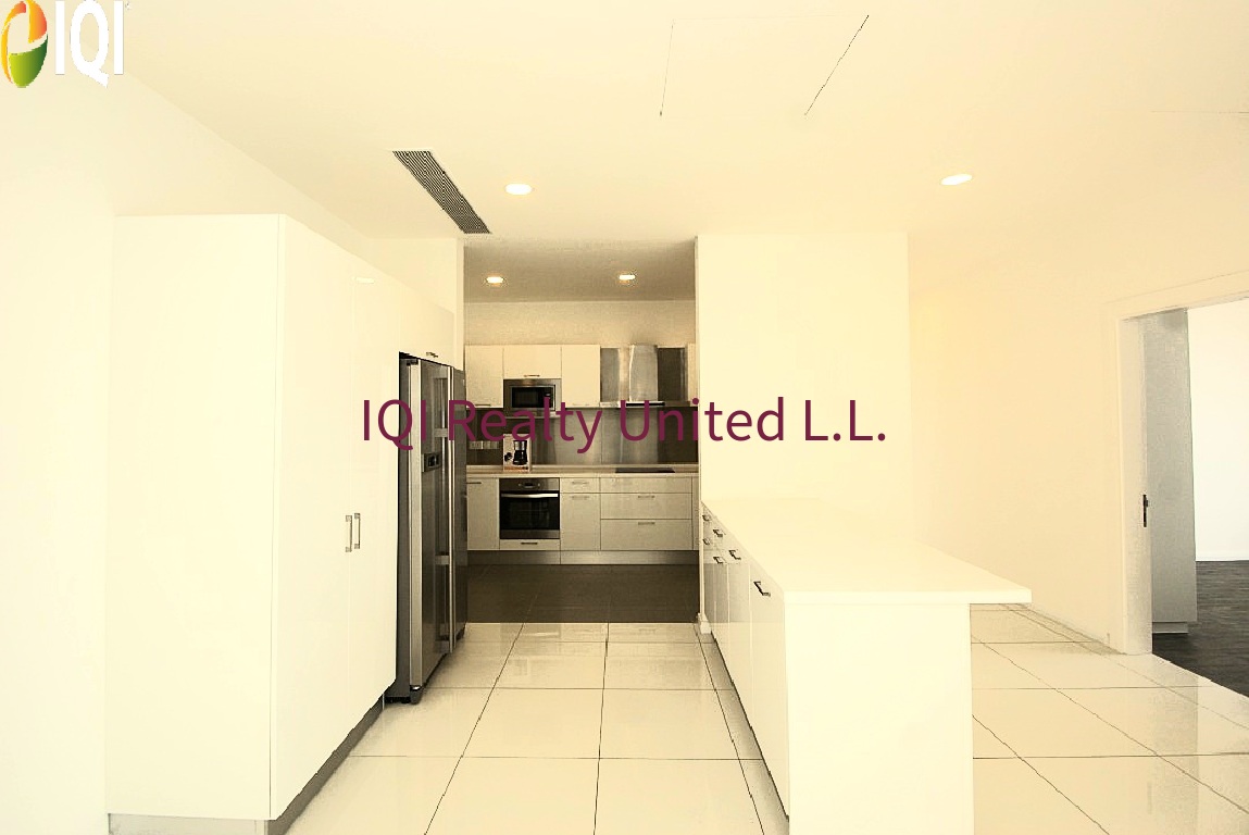 M Suites image