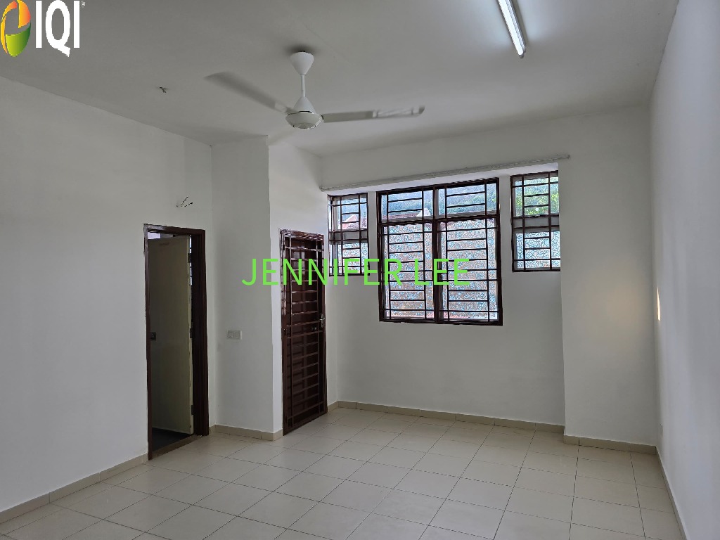 Setia Vista image