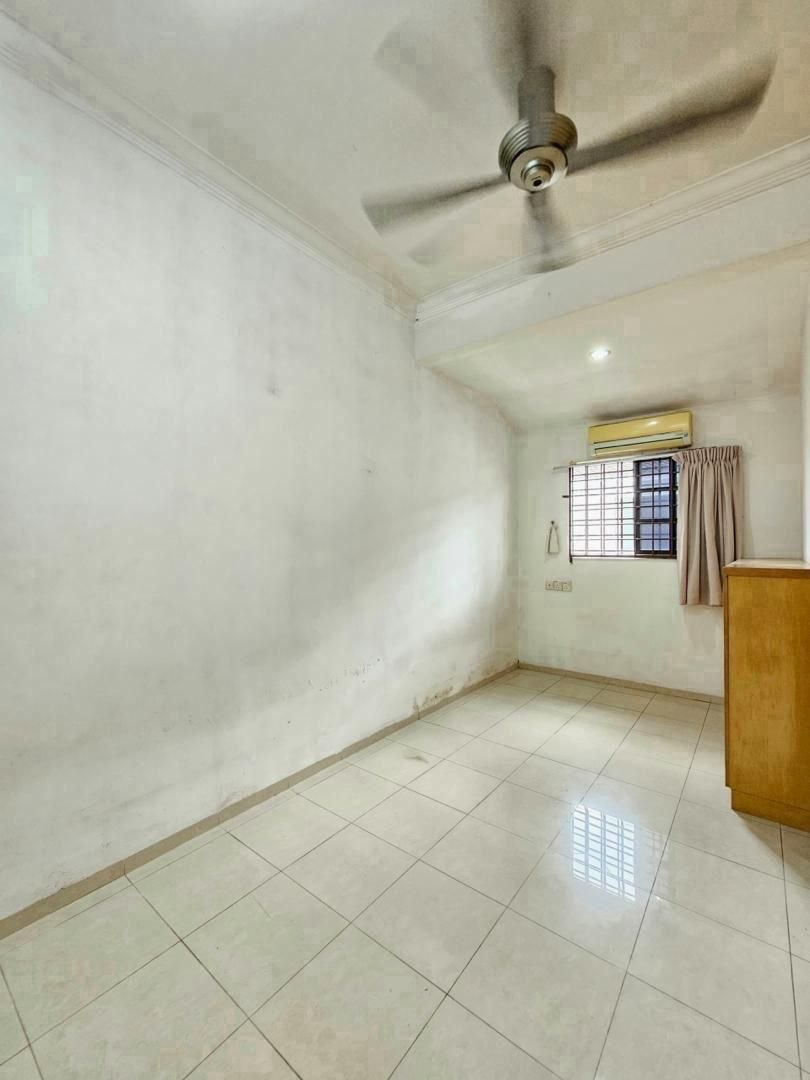 Taman Johor Jaya 1 Sty Terrace,Jalan Teratai,Johor Bahru,Unblock View image