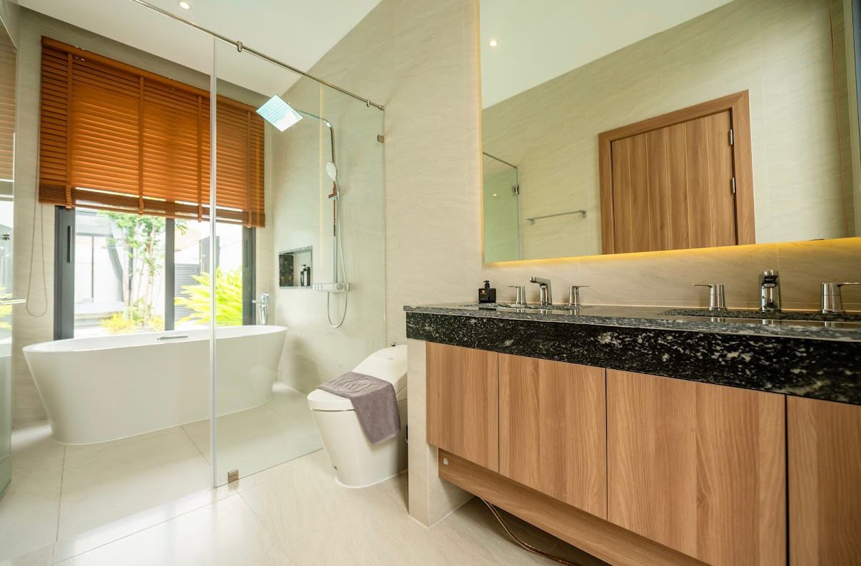 Luxury Holiday Pool Villa in Chalong, Phuket image