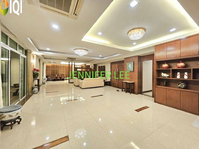 H Residence (One Ritz Residence) image