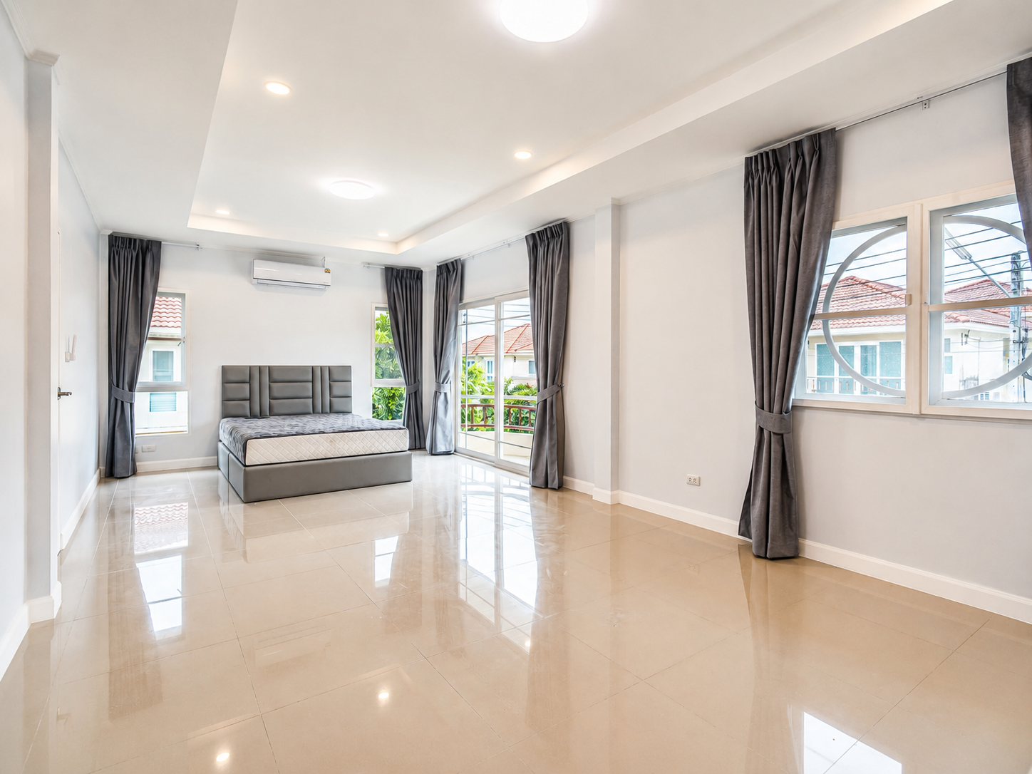 Fully Renovated 4-Bedroom Pool Villa in Thalang, Phuket image